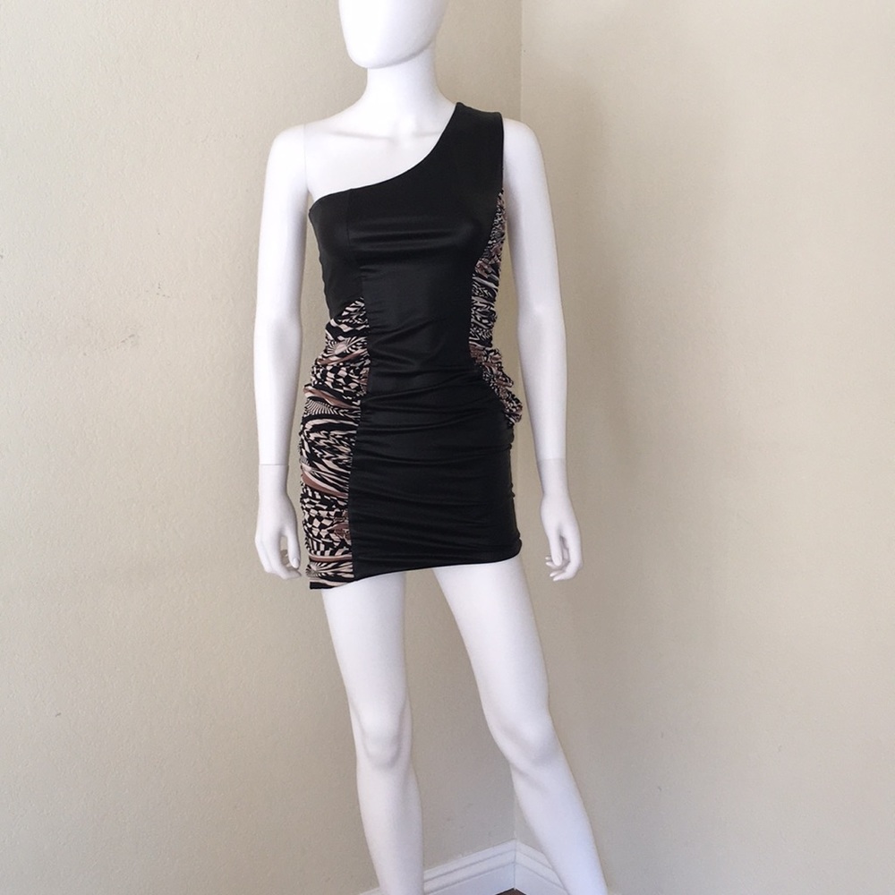 NWOT, Bebe Dress by Kardashians